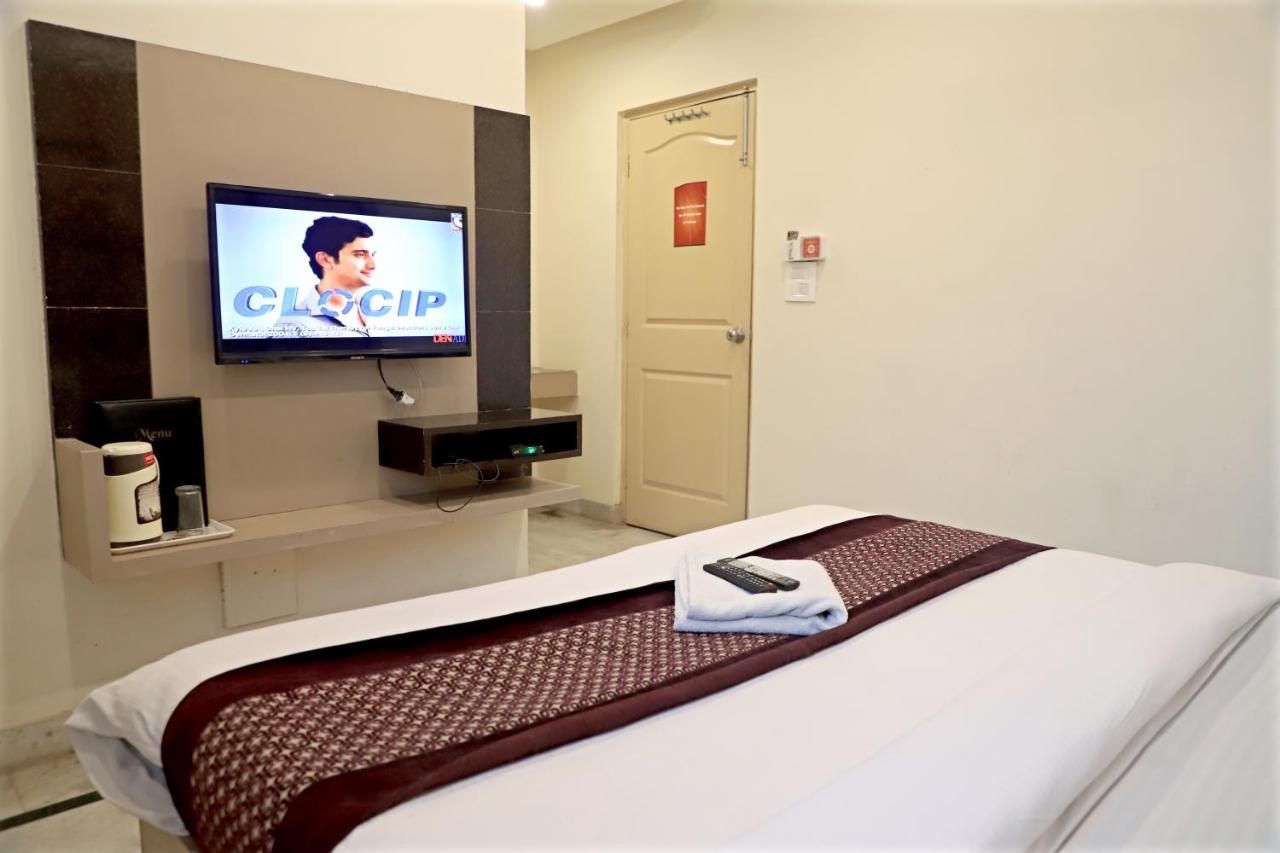 Hotel Klick International At "5 Min Walking " From New Delhi Railway Station מראה חיצוני תמונה